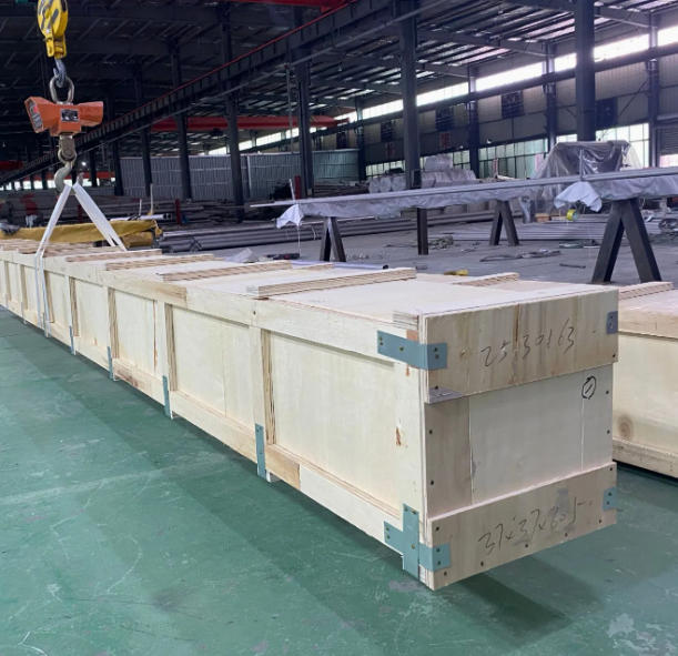 Wooden crate packaging